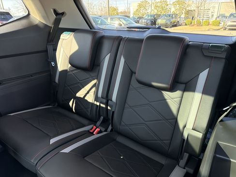 New 2026 Volkswagen Atlas Peak Edition AWD/4WD image 12