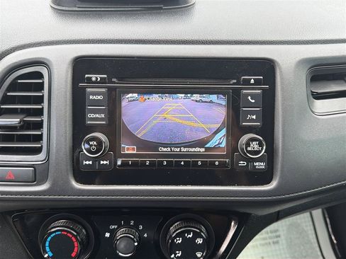 Used 2016 Honda HR-V LX image 22