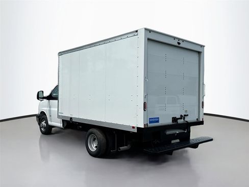 New 2024 Chevrolet Express 3500 w/ Power Convenience Package RWD image 5