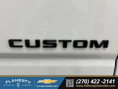 Used 2022 Chevrolet Silverado 1500 Custom Trail Boss AWD/4WD image 18
