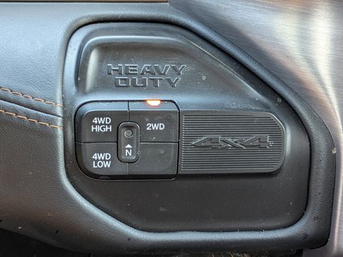 Used 2023 RAM 3500 Limited image 29