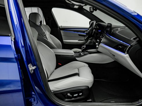 Used 2023 BMW M5 w/ Competition Package image 46