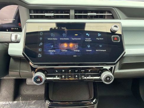 New 2027 Chevrolet Bolt LT image 28