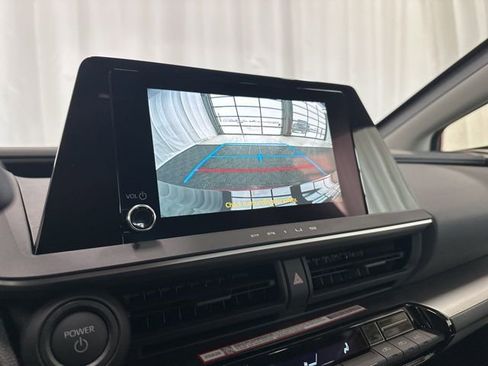 New 2026 Toyota Prius FWD image 12