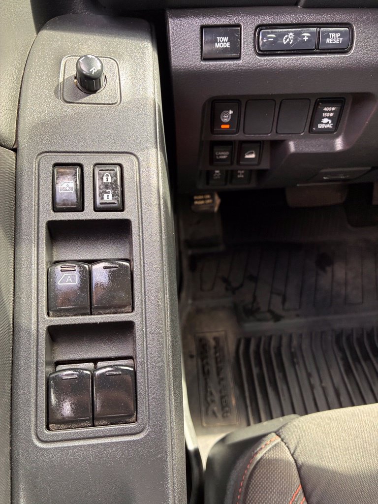 Used 2023 Nissan Frontier PRO-4X w/ Pro Convenience Package AWD/4WD image 29
