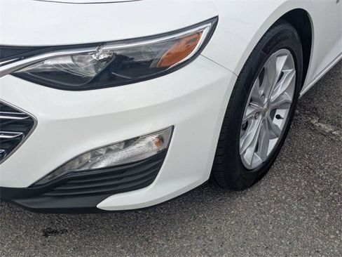 Used 2024 Chevrolet Malibu LT image 9