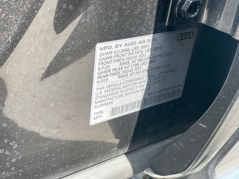 Used 2025 Audi Q7 3.0T Premium Plus AWD/4WD image 32