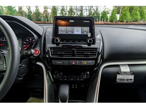 New 2024 Mitsubishi Eclipse Cross AWD image 18