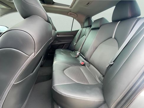 Used 2021 Toyota Camry XSE image 21