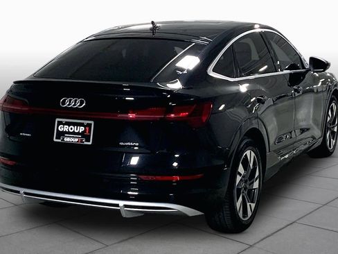 Used 2022 Audi e-tron Premium Plus AWD/4WD image 12