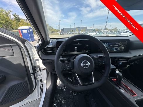 New 2025 Nissan Kicks SR w/ SR Premium Package AWD/4WD image 14