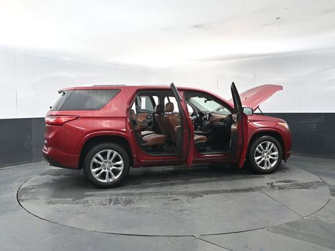 Used 2019 Chevrolet Traverse High Country image 27