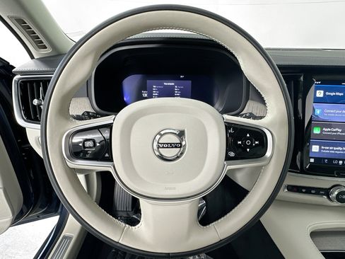 Used 2025 Volvo V90 B6 Cross Country Ultra w/ Protection Package Premier image 11