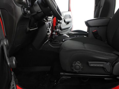 Used 2021 Jeep Wrangler Unlimited Sport AWD/4WD image 14