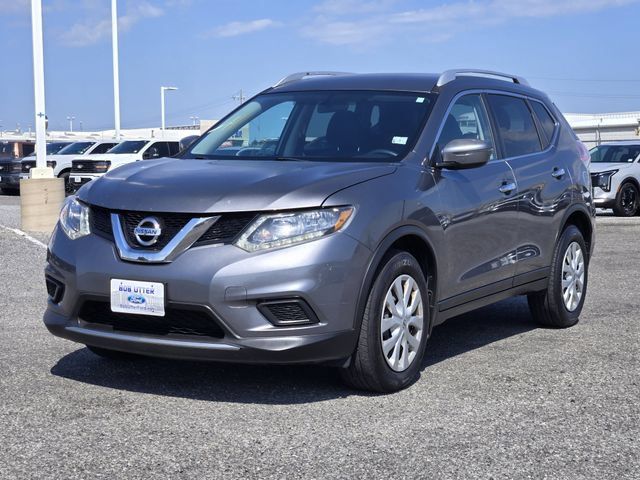 Used 2016 Nissan Rogue S w/ Appearance Package FWD image 3