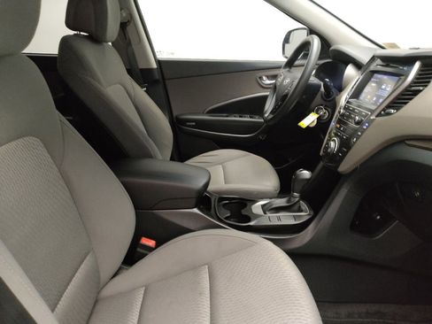 Used 2018 Hyundai Santa Fe SE FWD image 21