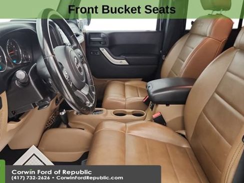 Used 2011 Jeep Wrangler Unlimited Rubicon w/ Dual Top Group image 12