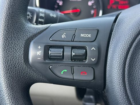 Used 2016 Kia Sedona LX w/ Option Group 020 image 34