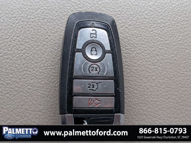 Used 2020 Ford Expedition Max XLT w/ Equipment Group 202A RWD image 31
