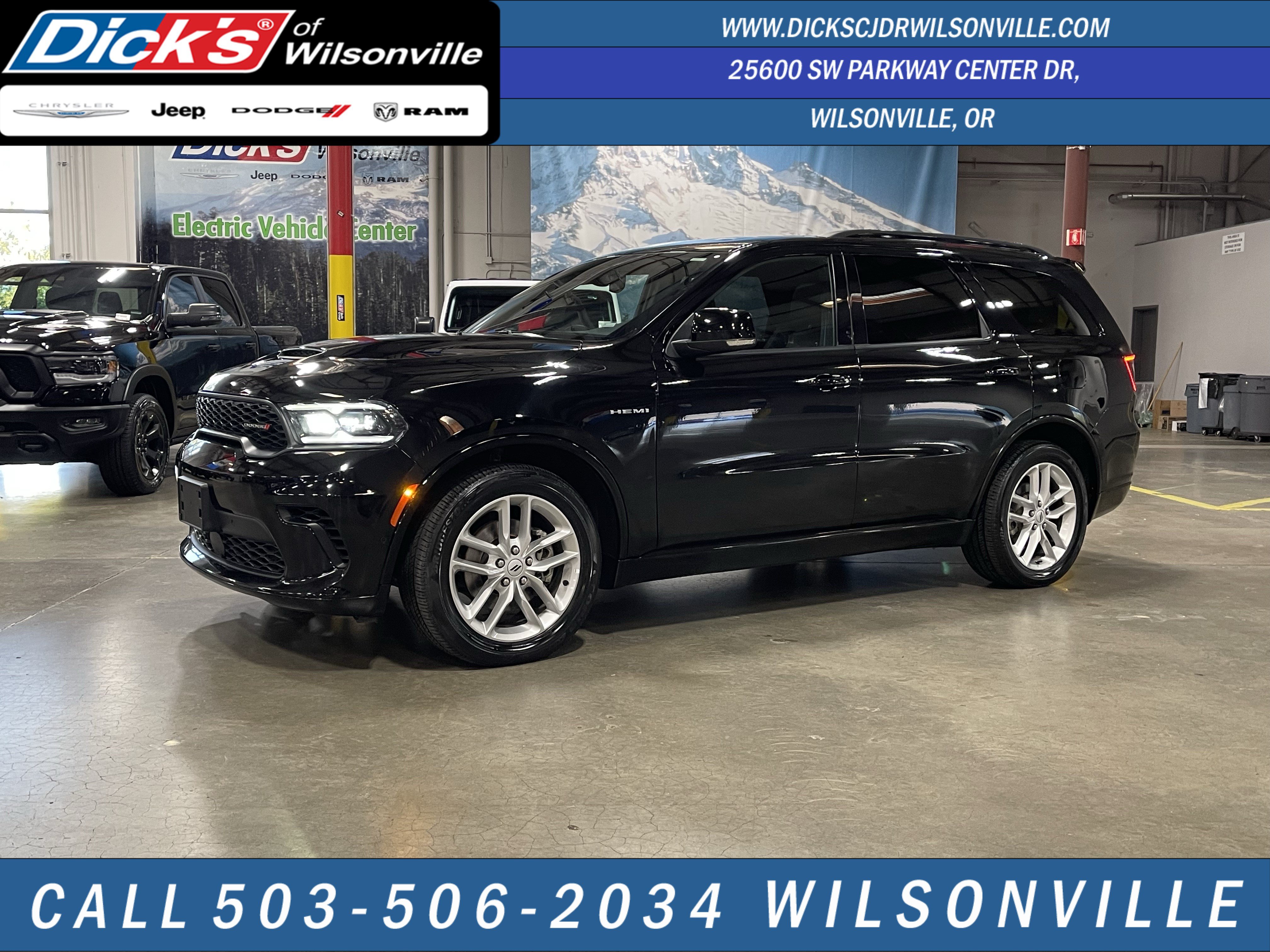 Used 2025 Dodge Durango R/T AWD/4WD image 1