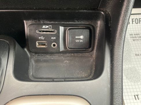 Used 2017 Jeep Cherokee Latitude image 29