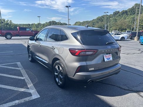 Used 2023 Ford Escape ST-Line w/ Tech Pack #1 image 9