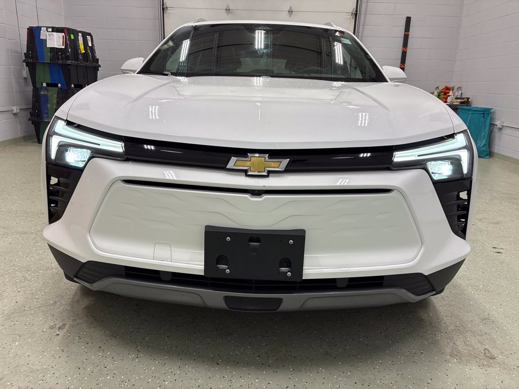 Used 2024 Chevrolet Blazer EV LT AWD/4WD image 9