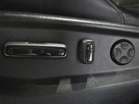 Used 2019 Honda CR-V EX-L image 19