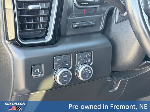 Used 2025 GMC Sierra 3500 Denali w/ Denali Reserve Package image 14