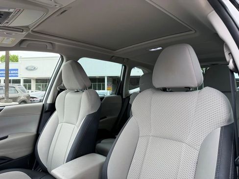Used 2023 Subaru Forester Premium AWD/4WD image 22