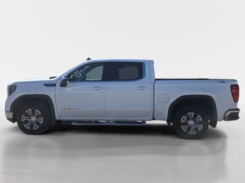 Used 2024 GMC Sierra 1500 SLE w/ Preferred Package AWD/4WD image 2