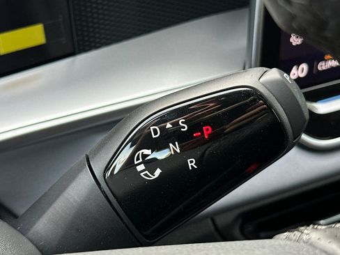 New 2026 Volkswagen Tiguan SE R-Line FWD image 19