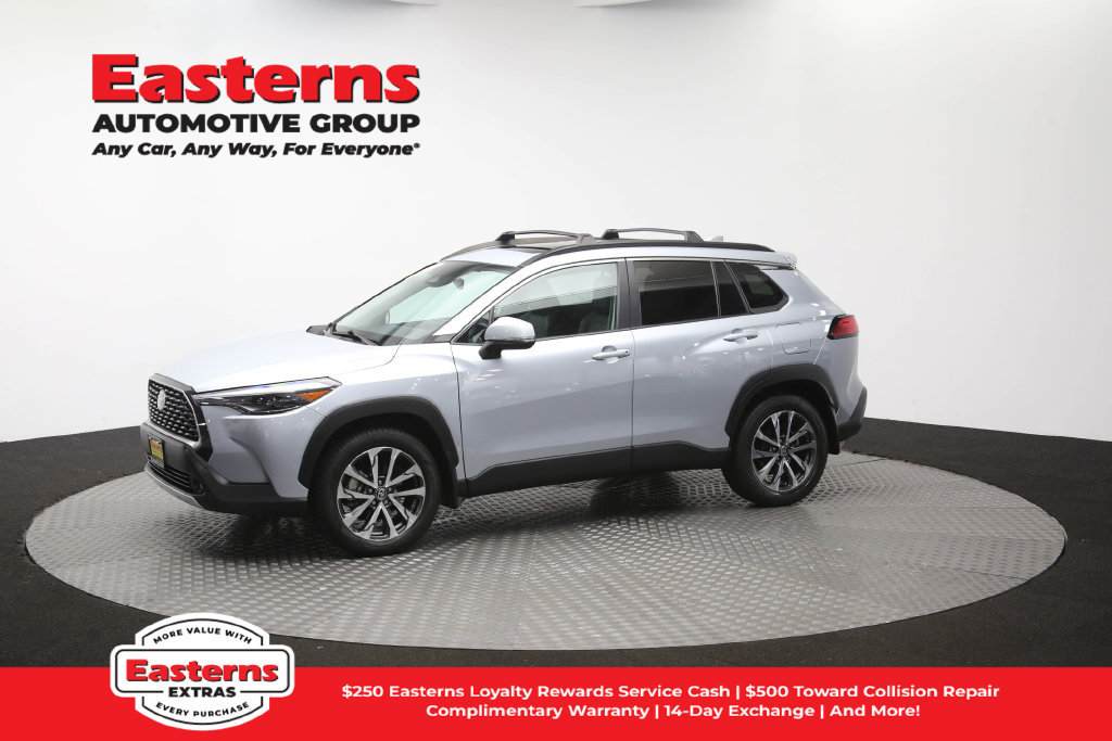 Used 2023 Toyota Corolla Cross XLE w/ Convenience Package AWD/4WD image 61