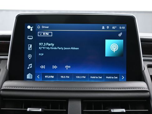 Used 2023 Chevrolet Tahoe Z71 w/ Luxury Package image 35