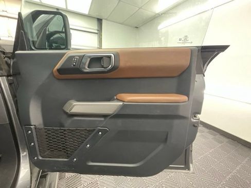 Used 2023 Ford Bronco Outer Banks AWD/4WD image 11