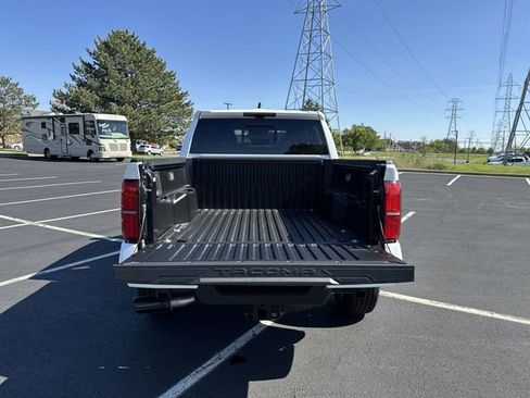New 2026 Toyota Tacoma TRD Off-Road AWD/4WD image 18