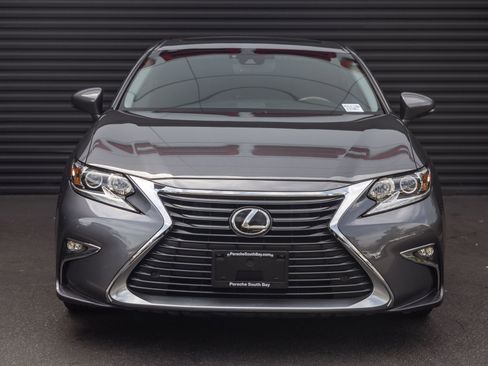 Used 2016 Lexus ES 350 w/ Navigation System Package FWD image 7