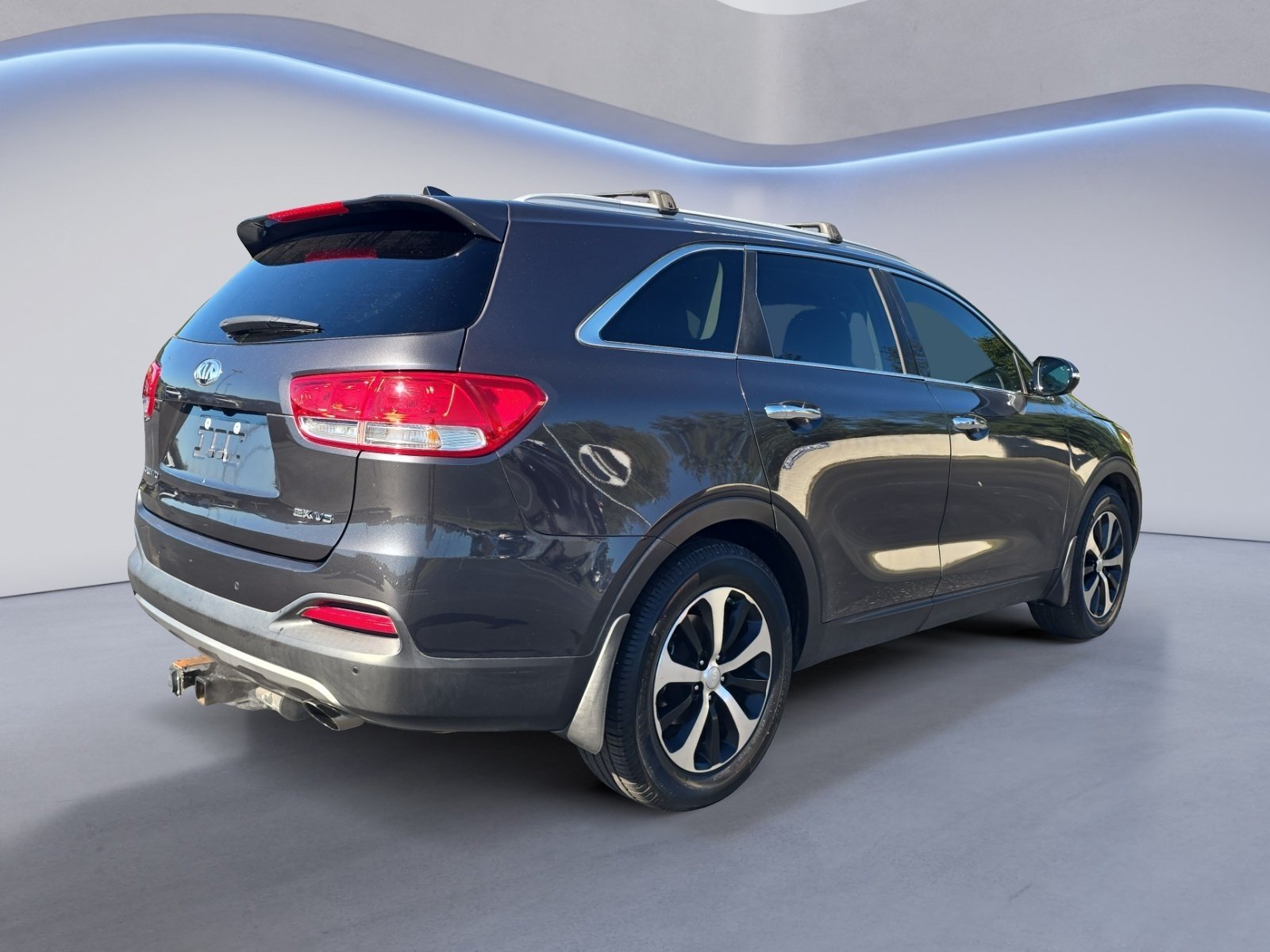 Used 2017 Kia Sorento EX w/ EX V6 Premium Package FWD image 6
