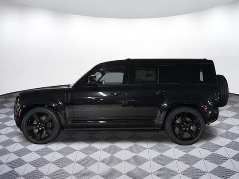 New 2026 Land Rover Defender 110 X-Dynamic SE AWD/4WD image 2