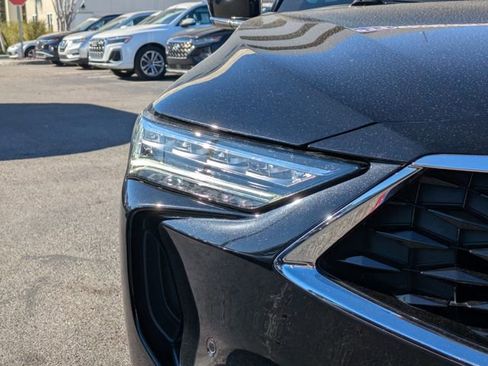 Used 2024 Acura MDX SH-AWD w/ Technology Package image 7