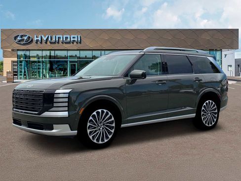 New 2026 Hyundai Palisade Calligraphy FWD image 2