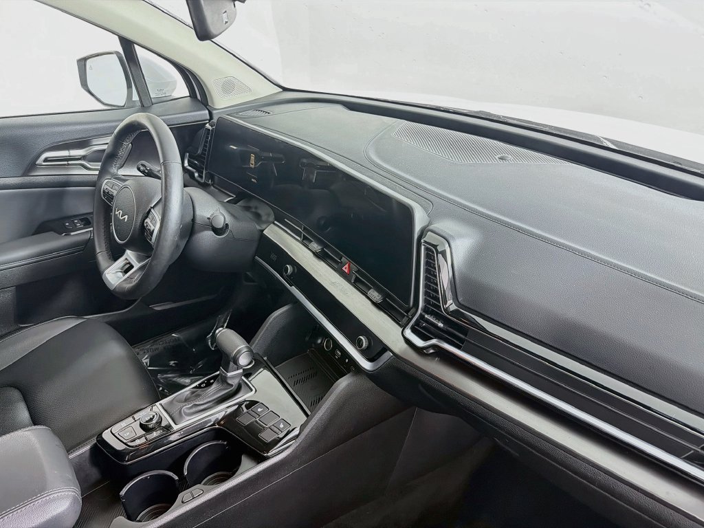 Certified 2024 Kia Sportage EX AWD/4WD image 29