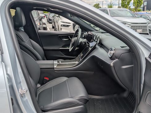 Used 2023 Mercedes-Benz C 300 4MATIC Sedan image 11