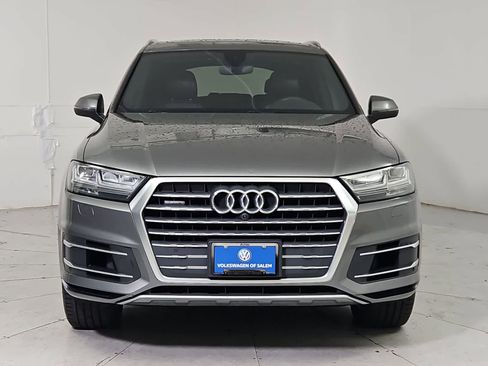 Used 2017 Audi Q7 3.0T Premium Plus w/ Premium Plus Package AWD/4WD image 9