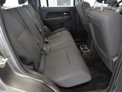 Used 2012 Jeep Liberty Sport image 29