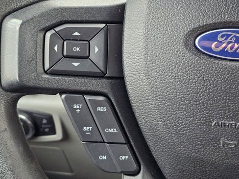 Used 2016 Ford F150 XLT w/ Trailer Tow Package image 16