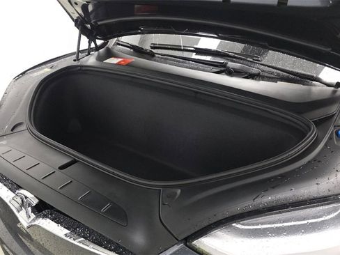 Used 2017 Tesla Model X 100D image 11