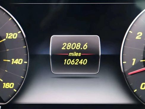 Used 2020 Mercedes-Benz E 450 4MATIC Sedan image 17