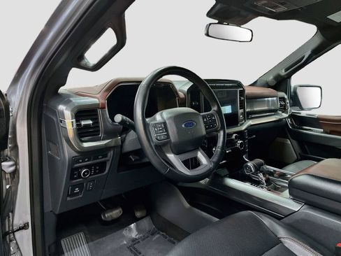 Used 2023 Ford F150 Lariat image 9