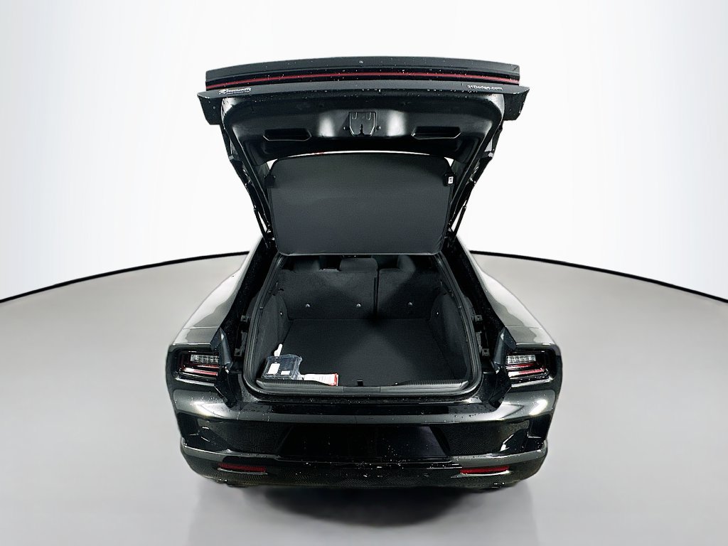 New 2026 Dodge Charger R/T w/ Blacktop Package AWD/4WD image 16